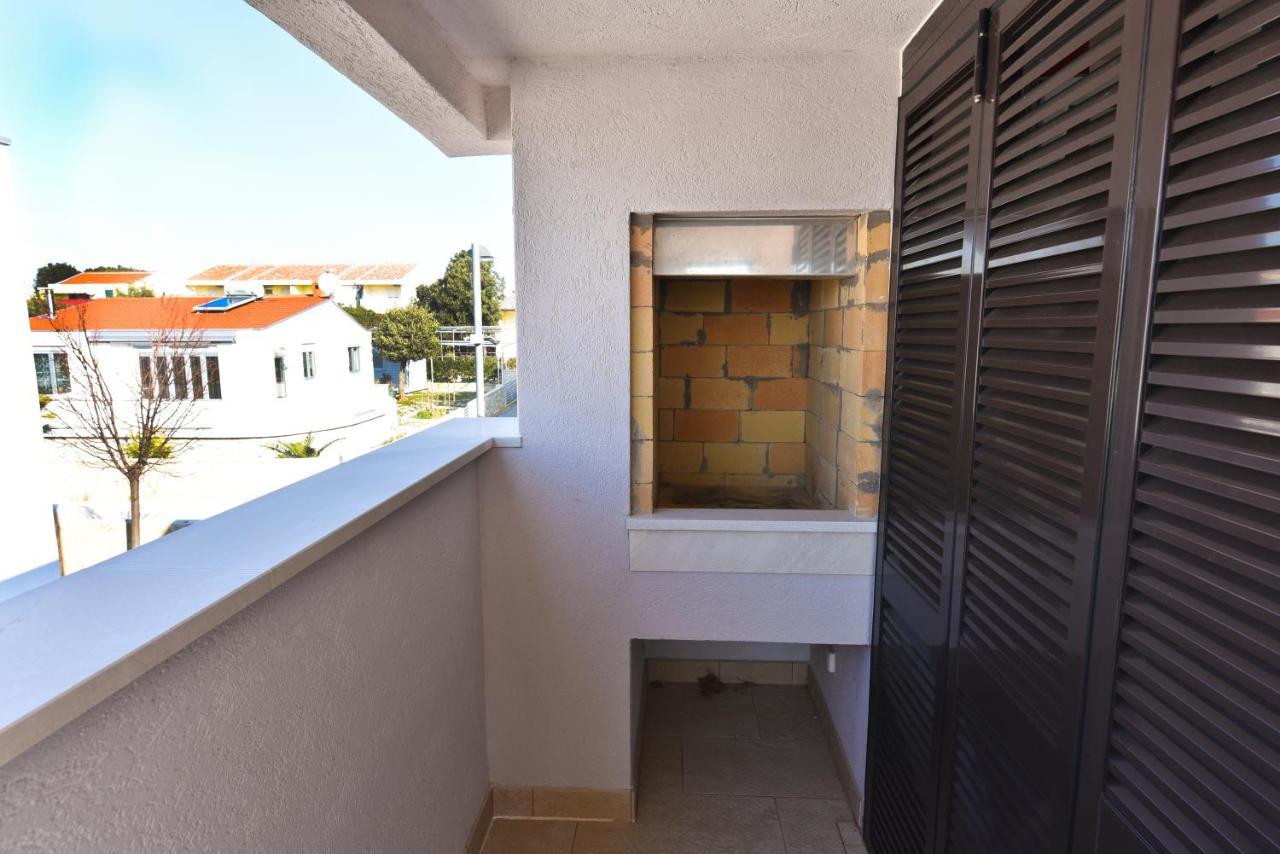 Apartmani Astrado Petrcane Exterior photo