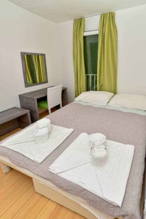 Apartmani Astrado Petrcane Exterior photo